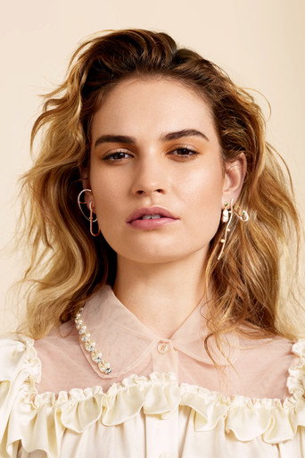 Ảnh của Lily James