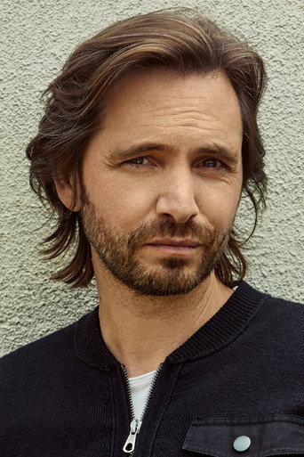 Ảnh của Aaron Stanford