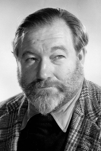 Ảnh của James Robertson Justice