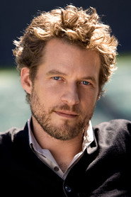 Ảnh của James Tupper