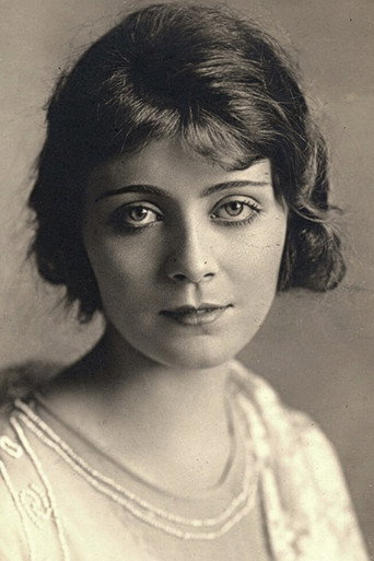 Ảnh của Dorothy Devore