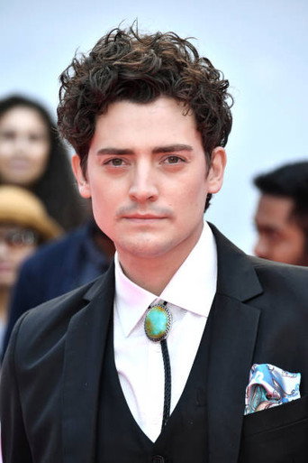 Ảnh của Aneurin Barnard