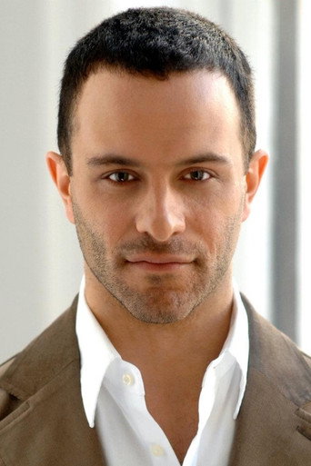 Ảnh của Aaron Costa Ganis