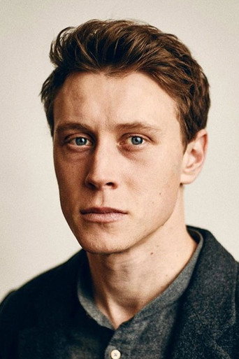 Ảnh của George MacKay