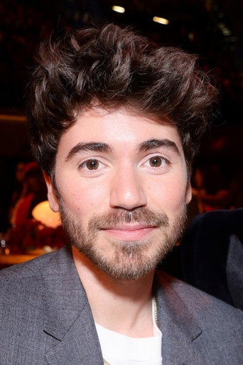Ảnh của Noah Galvin