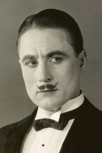 Ảnh của Sydney Chaplin