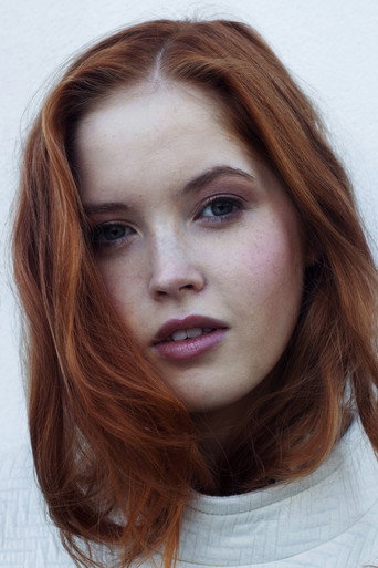 Ảnh của Ellie Bamber