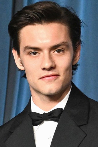 Ảnh của Louis Partridge