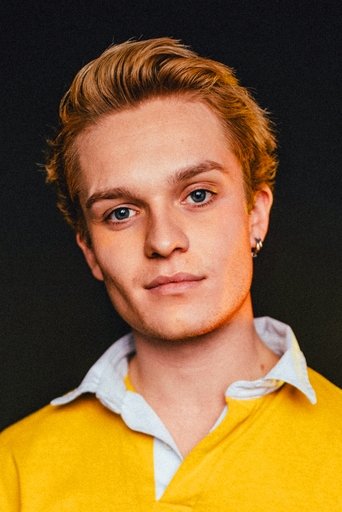 Ảnh của Tom Glynn-Carney
