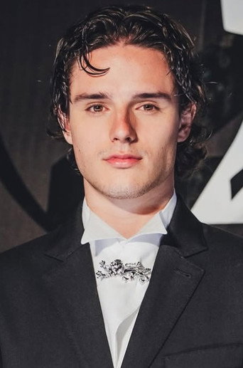 Ảnh của Harry Collett