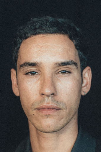 Ảnh của Adam Bessa
