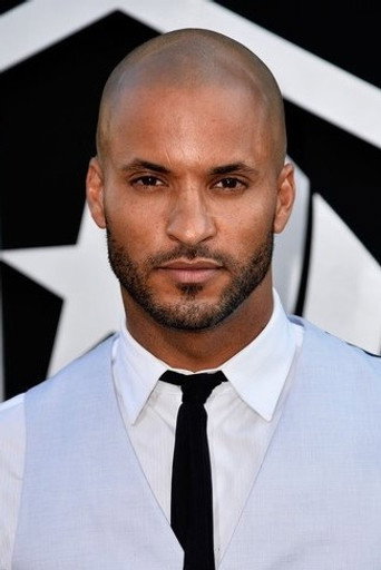 Ảnh của Ricky Whittle