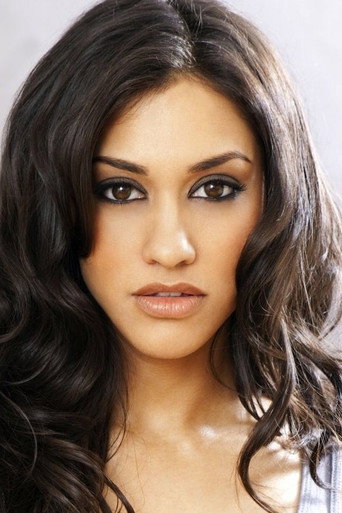 Ảnh của Janina Gavankar
