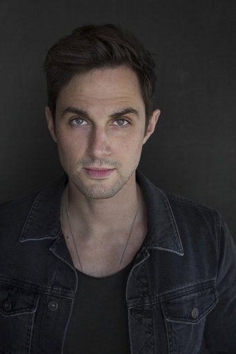 Ảnh của Andrew J. West