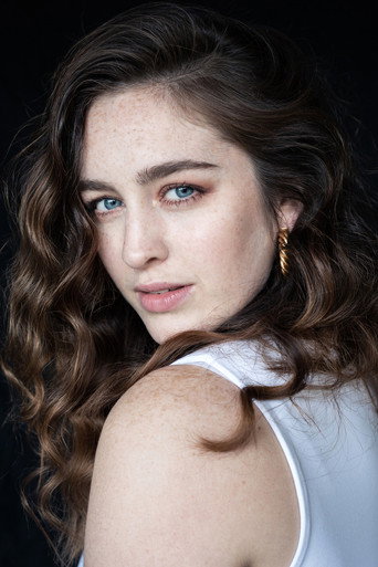 Ảnh của Danielle Galligan
