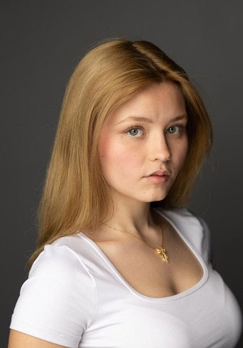 Ảnh của Isabella Tena