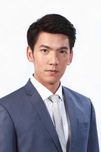 Ảnh của First Ekkaphong Jongkesakorn
