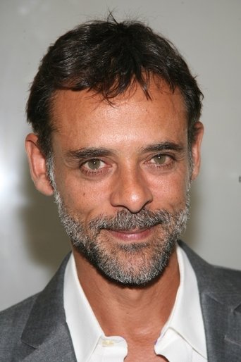 Ảnh của Alexander Siddig