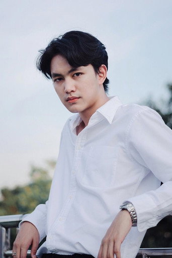 Ảnh của Tar Tinnaphat Leelaphiphatkul