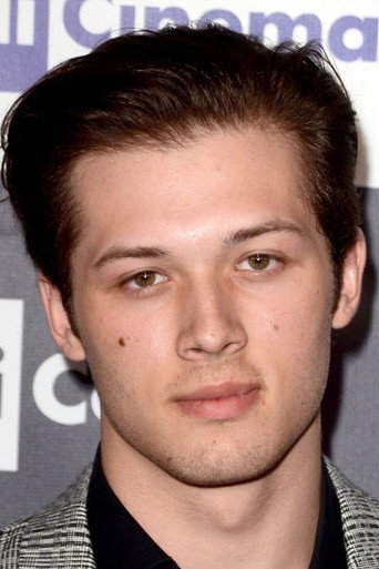 Ảnh của Leo Howard