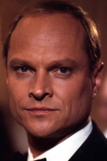 Ảnh của Christopher Neame