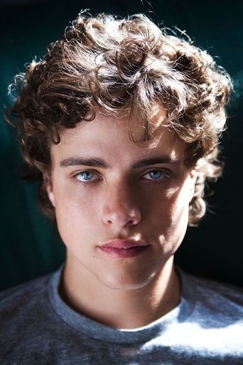 Ảnh của Douglas Smith