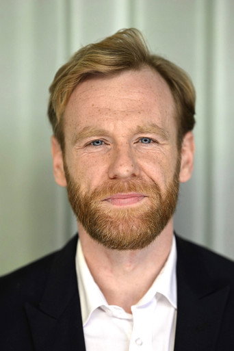 Ảnh của Brian Gleeson