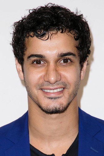 Ảnh của Elyes Gabel