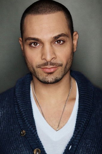 Ảnh của Michael Mando