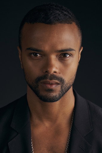 Ảnh của Eka Darville